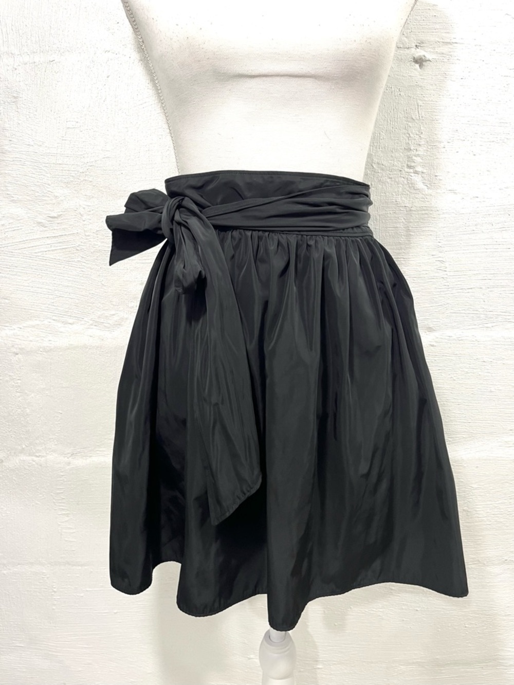 EXPRESS TAFFETA BOW A LINE SKIRT